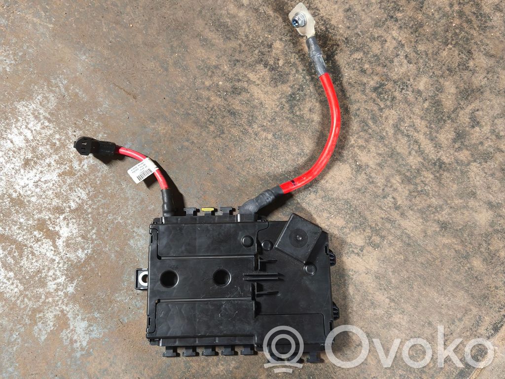 Plus-Kabelbaum   T915102
