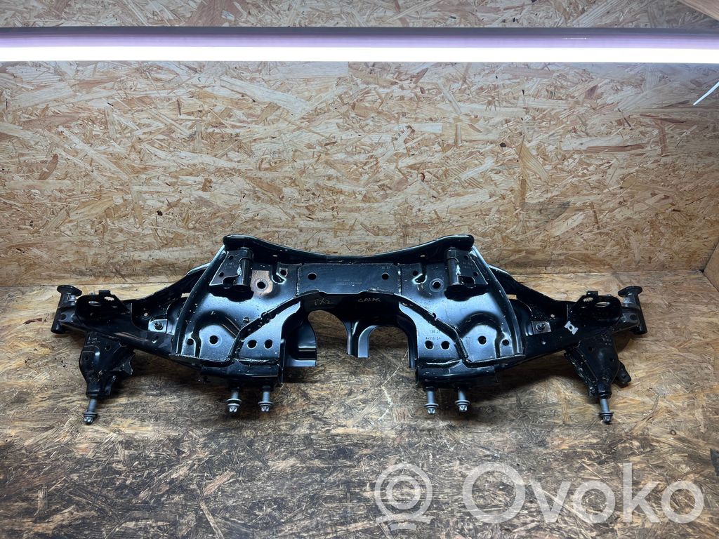 BMW iX2 (U10) Galinis traversas 