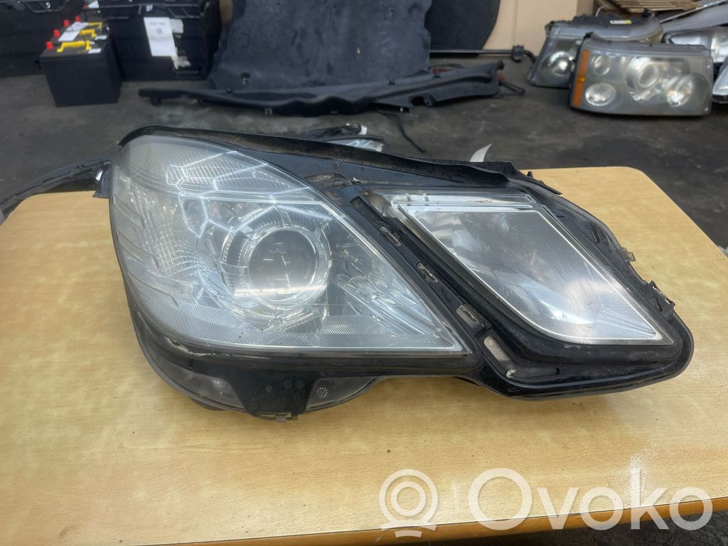 Mercedes-Benz E W212 Lampa przednia 