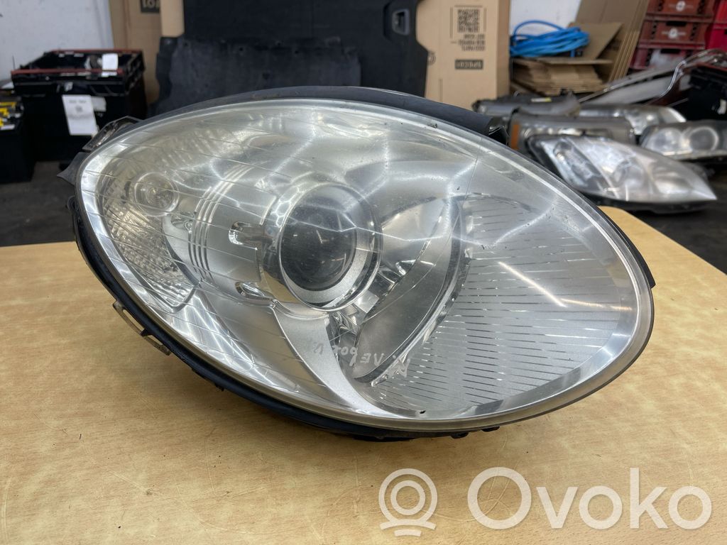 Mercedes-Benz R W251 Lampa przednia 