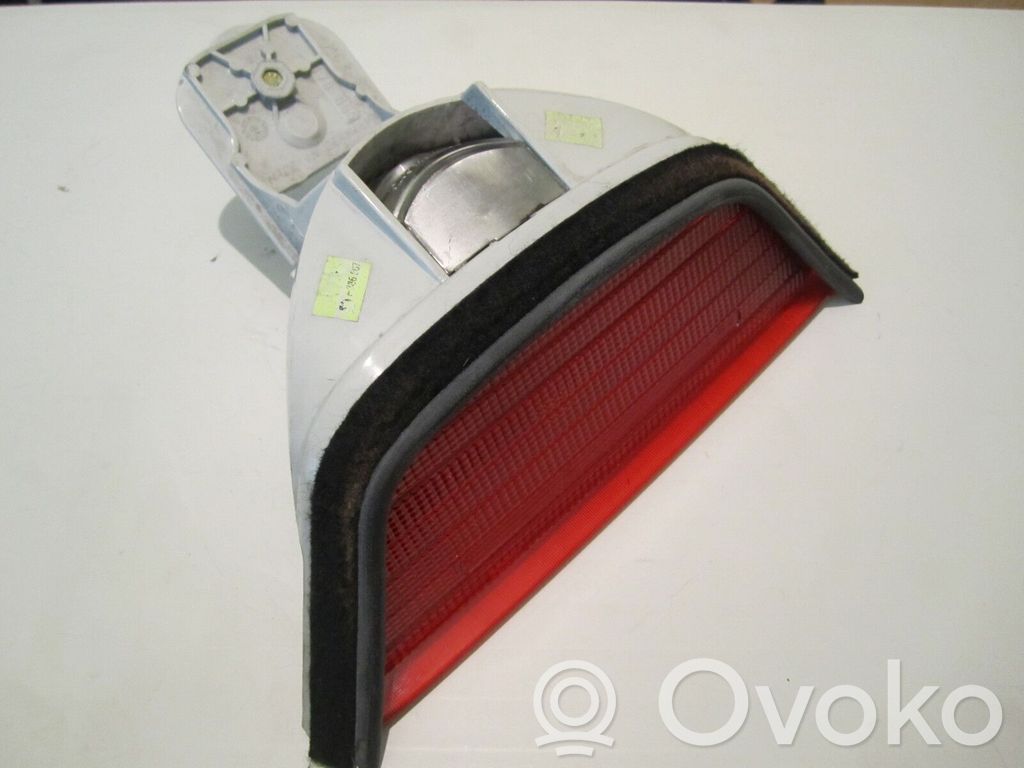 BMW 5 E39 Papildomas stop žibintas 