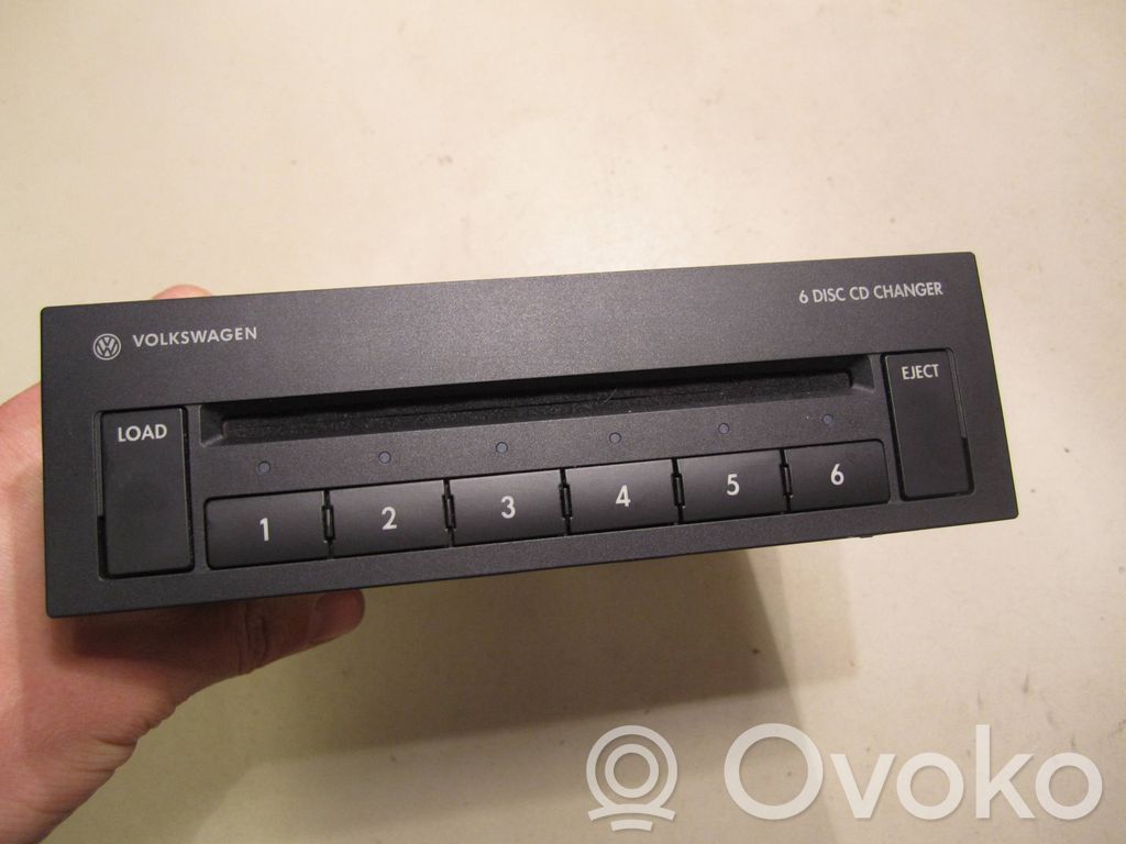 Volkswagen Golf V Zmieniarka płyt CD/DVD 