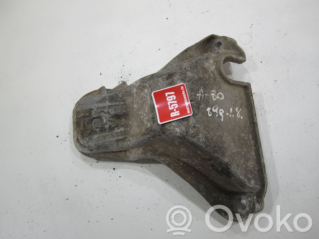Engine mounting bracket   893199308C