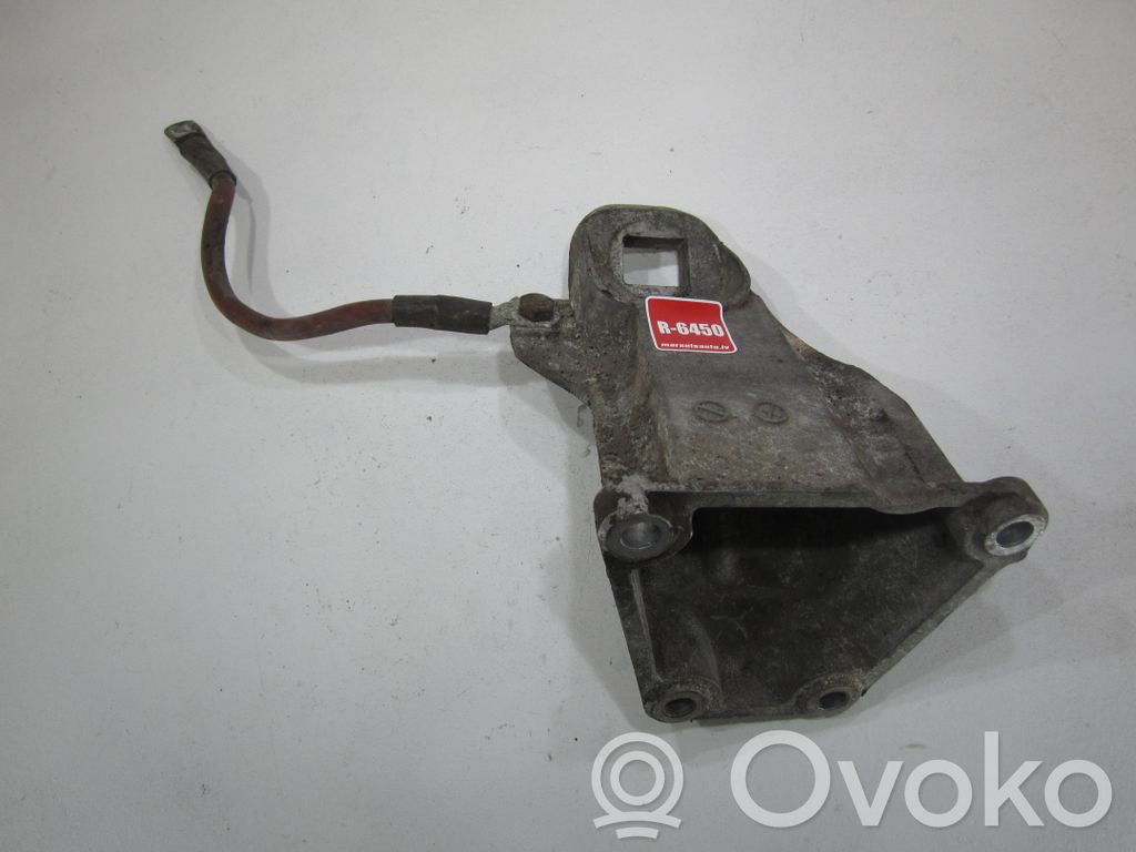 Engine mounting bracket   8A0199308G,19311,ATM2