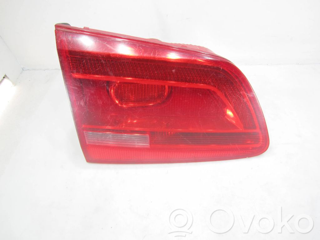 Volkswagen Touran II Luces portón trasero/de freno 