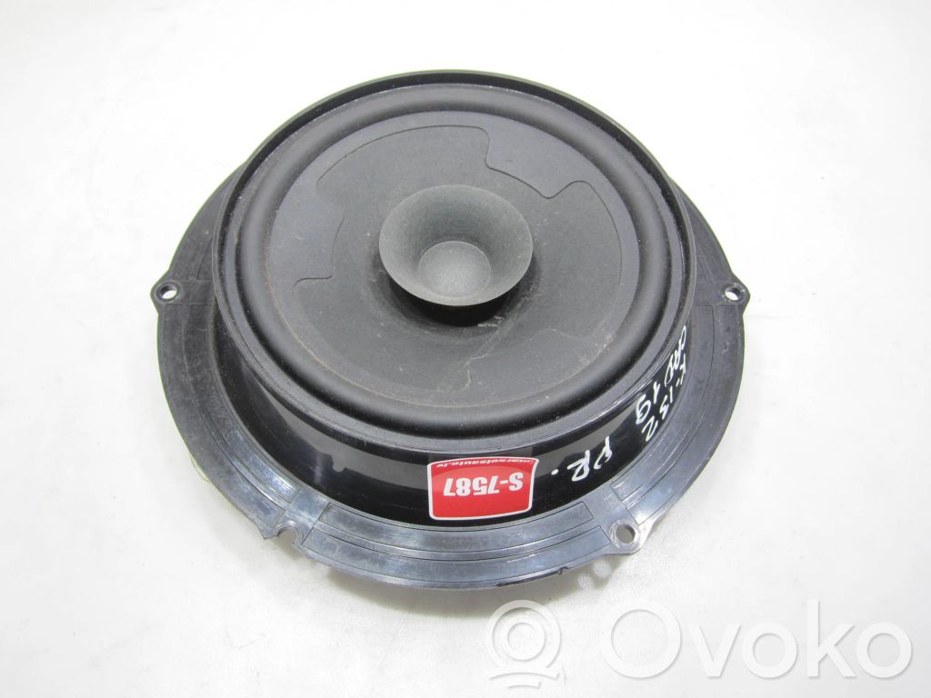 Volkswagen Caddy Front door speaker 