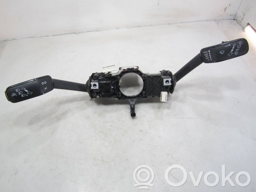 Volkswagen PASSAT B8 Bloc semnalizator și ștergător parbriz 