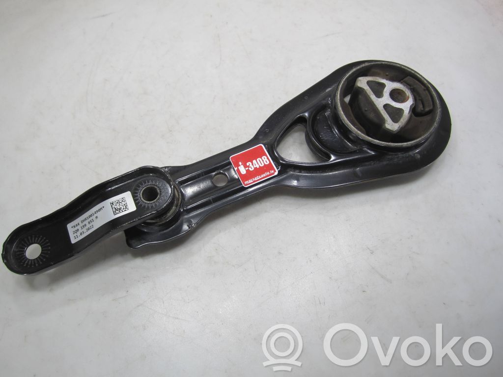 Volkswagen Taigo Engine mount bracket 