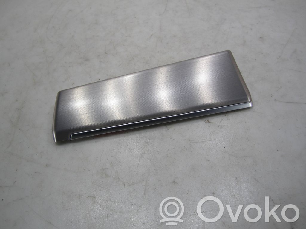 Volkswagen PASSAT B8 Rivestimento del vano portaoggetti del cruscotto 