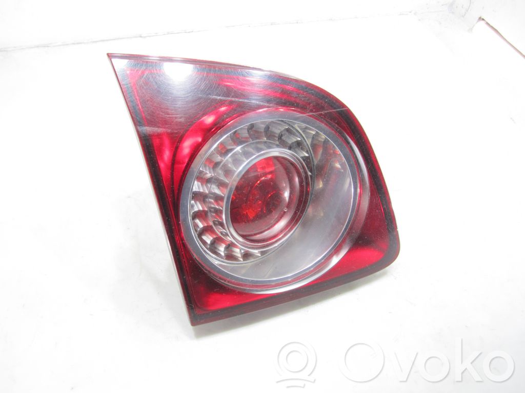 Volkswagen Golf Plus Lampy tylnej klapy bagażnika 
