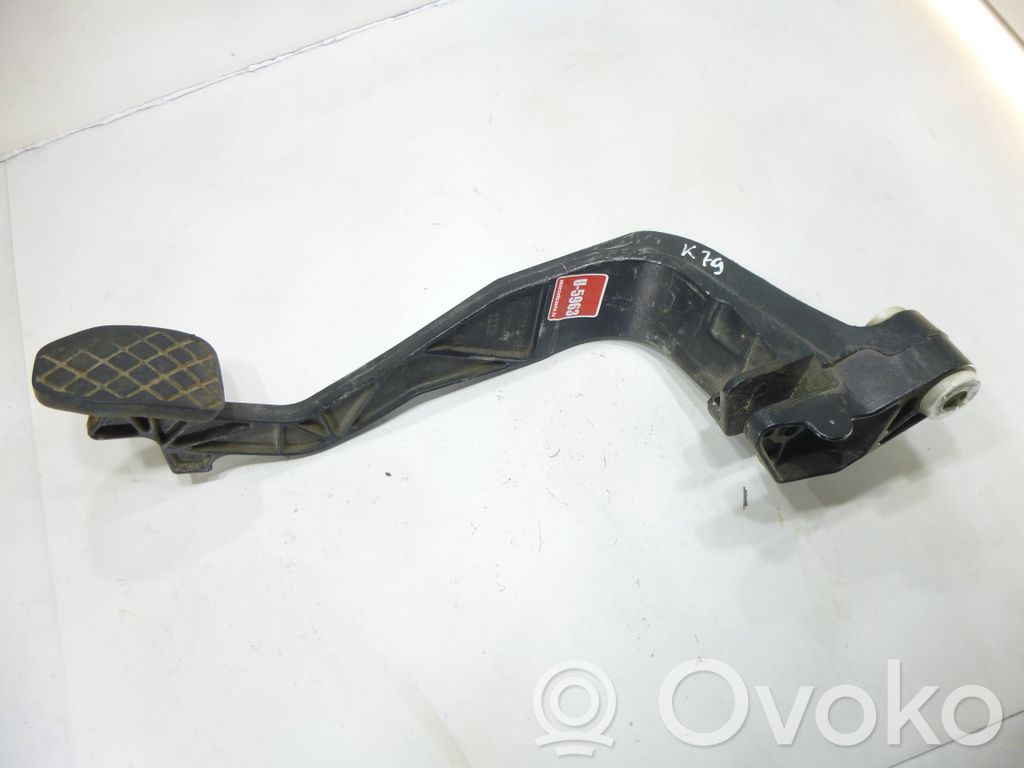 Audi A6 S6 C5 4B Kytkinpoljin 