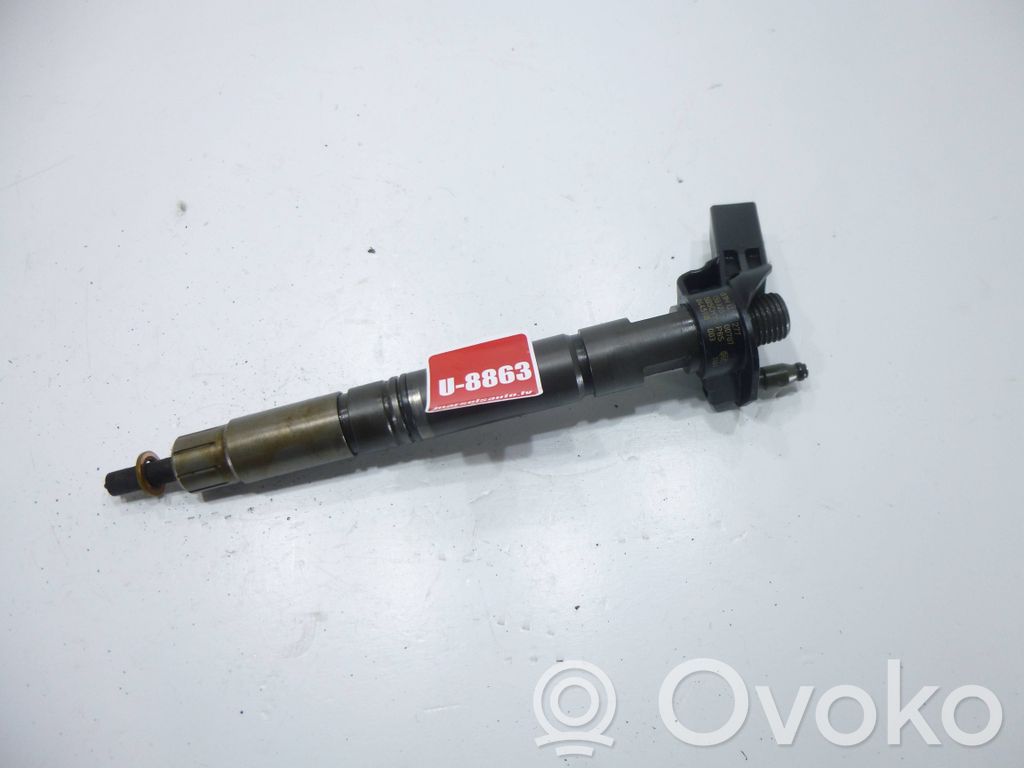 Volkswagen PASSAT B8 Inyector de combustible 