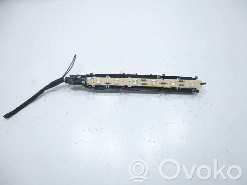 Volkswagen Caddy Third/center stoplight 