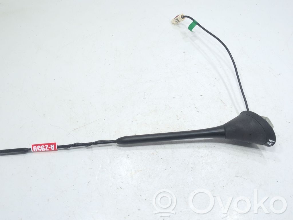 Audi A1 GPS-pystyantenni 