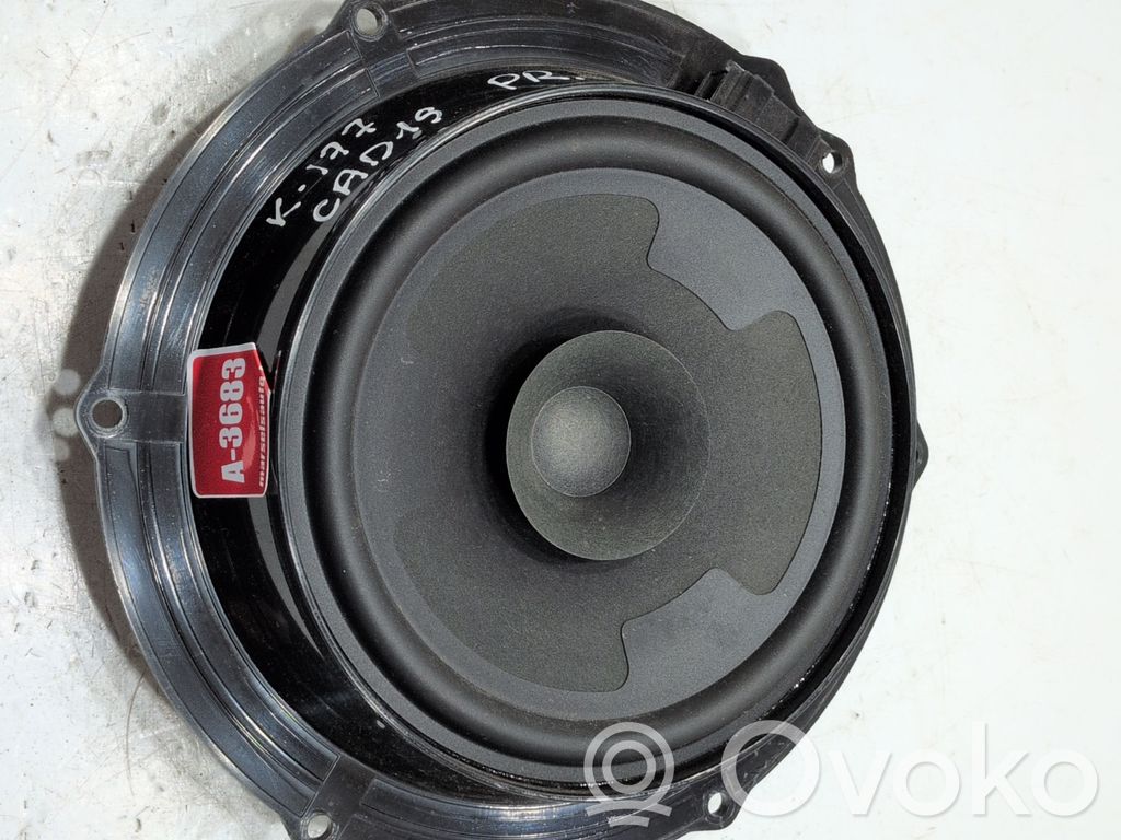 Volkswagen Caddy Front door speaker 