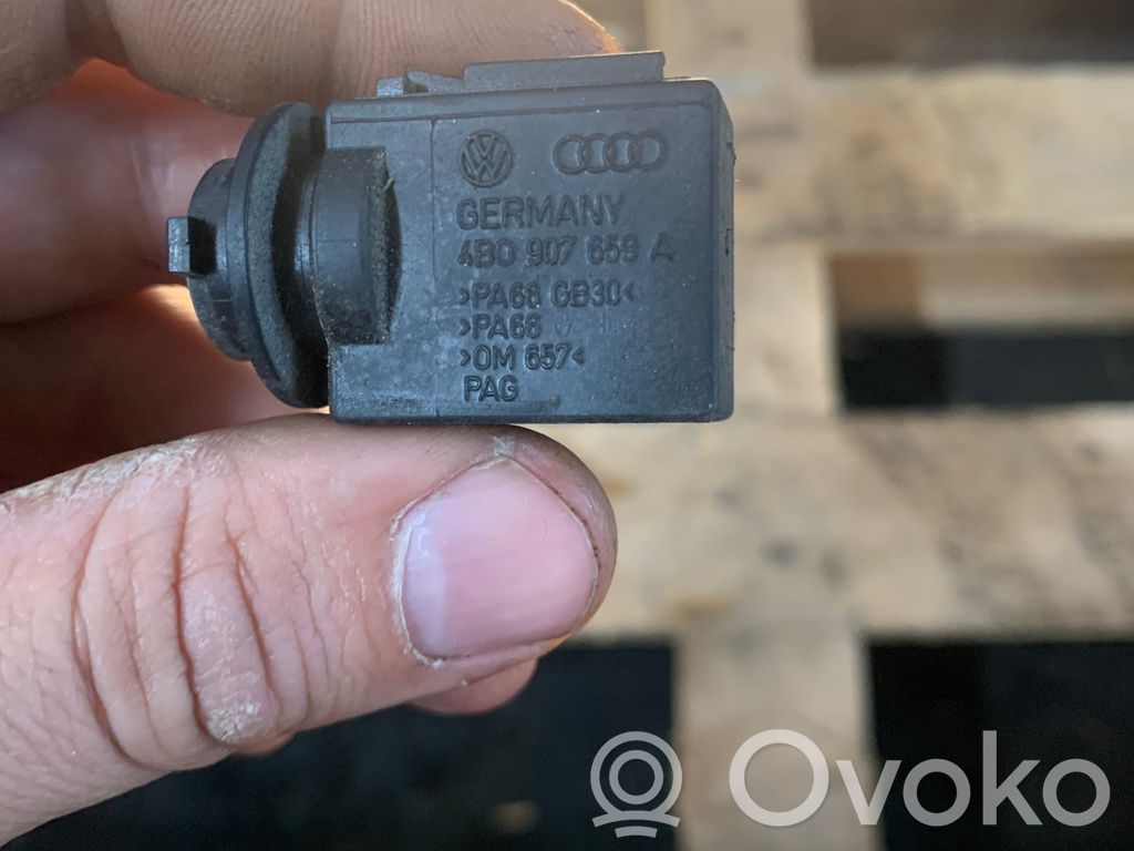 Audi A8 S8 D3 4E Air quality sensor 