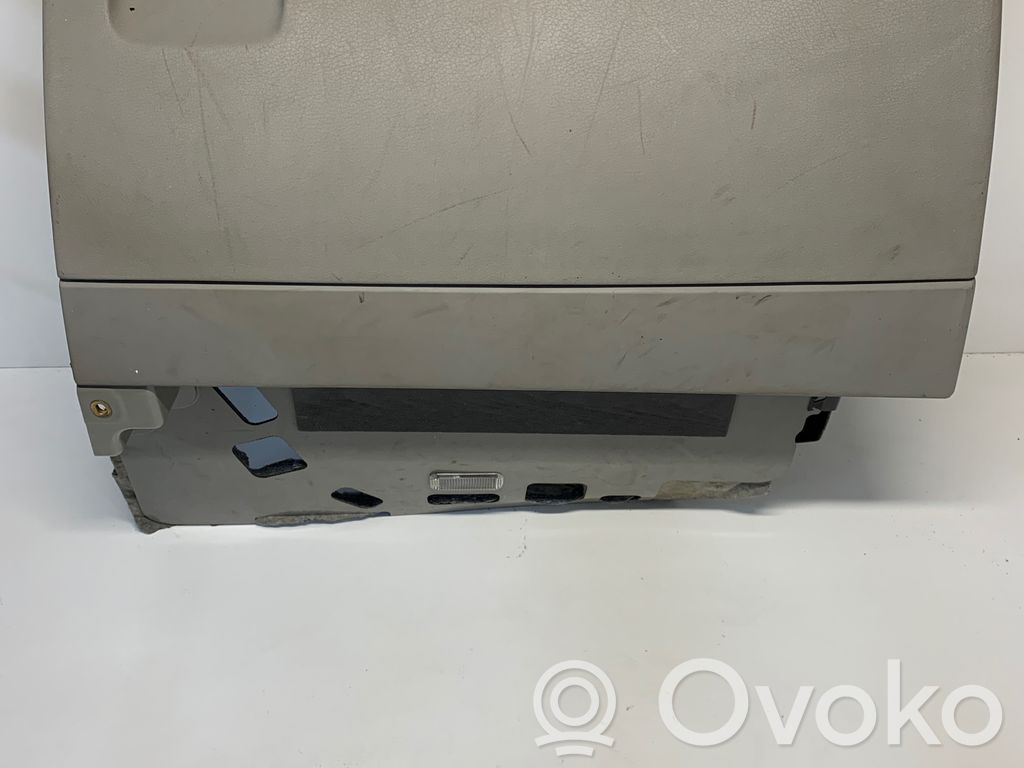 Audi A8 S8 D3 4E Guantera 