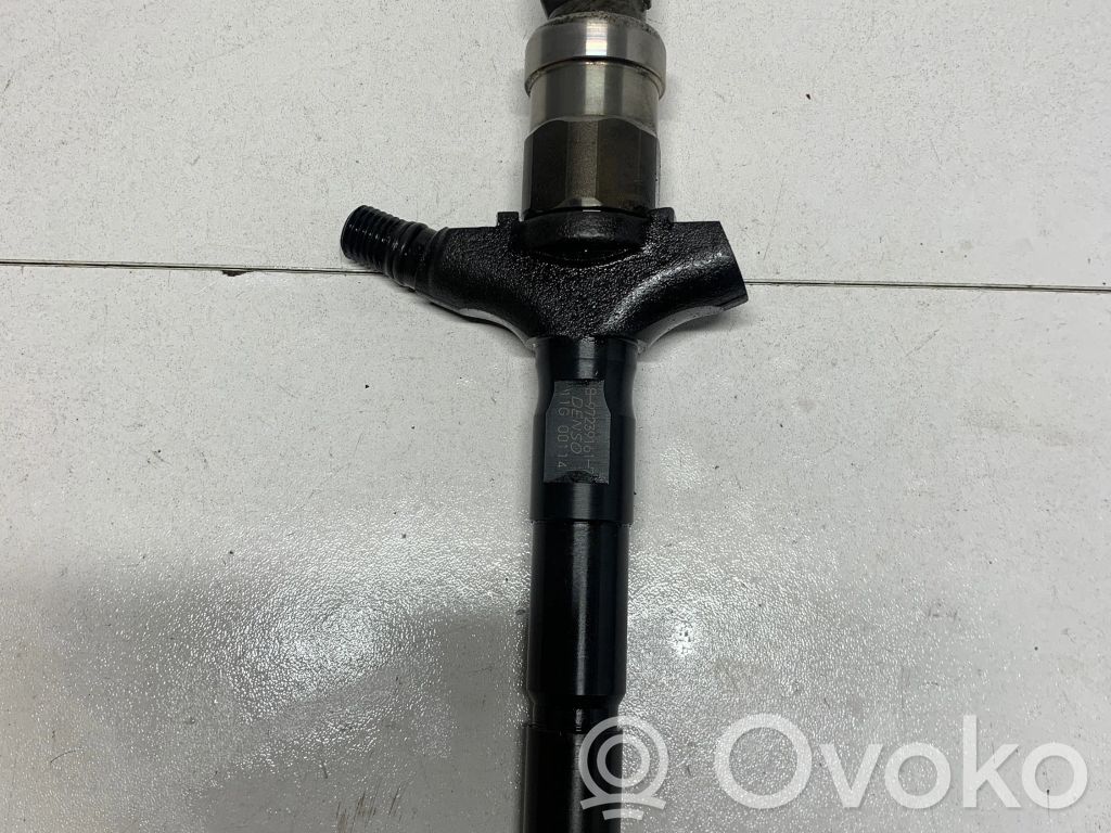 Fuel injector   8972391617,11G00112,05821085,8972391610,8972391611,8972391612,8972391613,8972391614,8972391615,8972391616,8972391618,8972391619,97239161