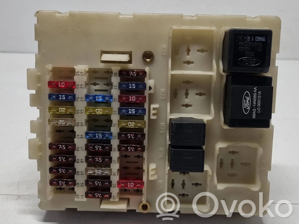Sulakerasiasarja   D00MB