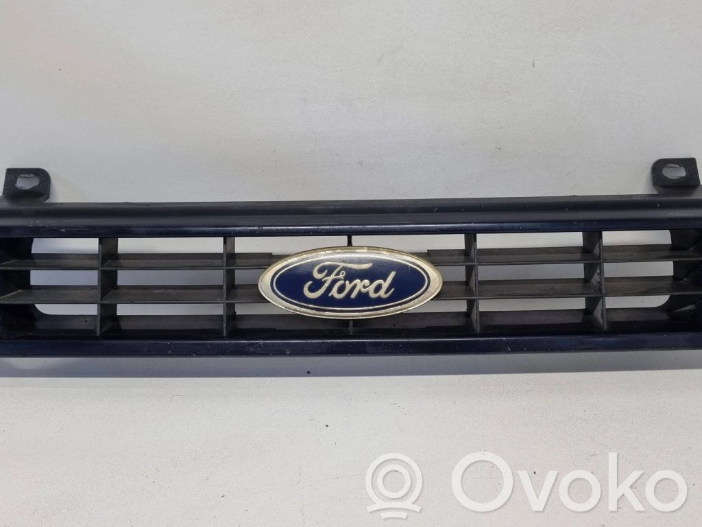 Ford Scorpio Etusäleikkö 