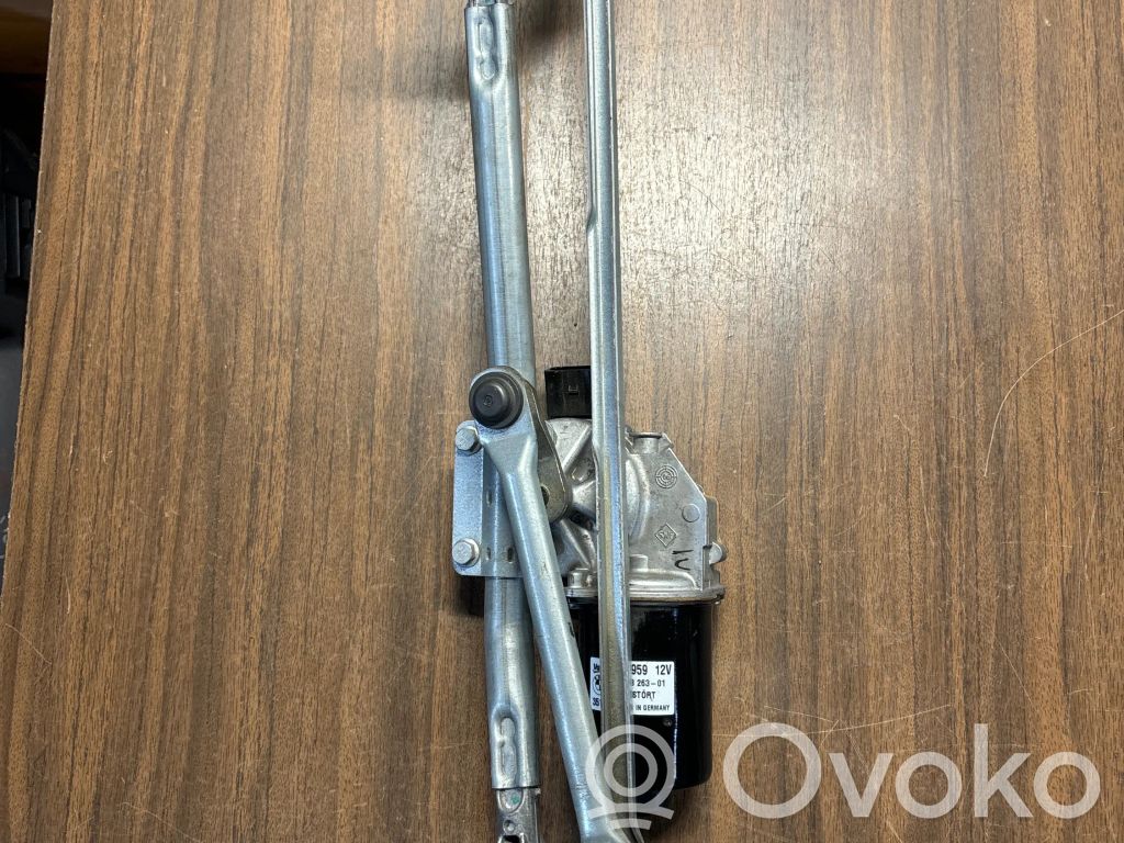 BMW 3 E90 E91 Tringlerie et moteur d'essuie-glace avant 