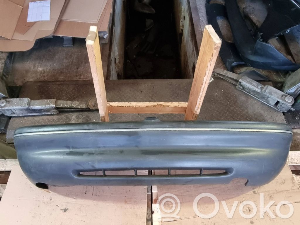 Ford Escort Parachoques 