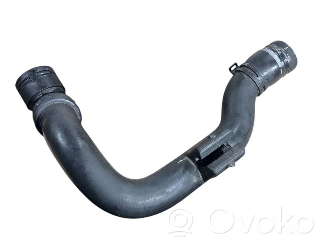 Audi A4 S4 B7 8E 8H Przewód / Wąż chłodnicy 