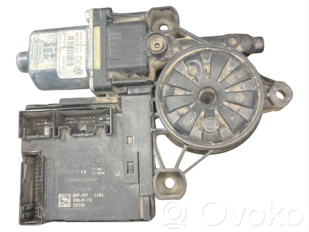 Volkswagen PASSAT B6 Silnik regulatora szyby drzwi przednich 