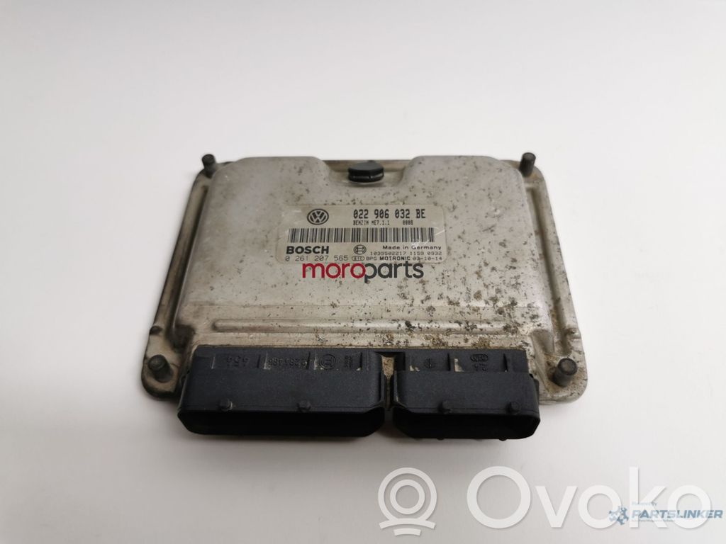 Volkswagen Touareg I Engine control unit/module ECU 