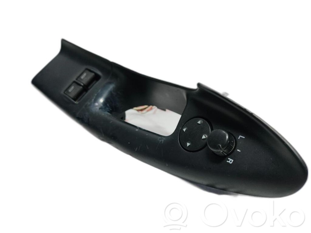 Wing mirror switch   8D1867171B,8D1867171B