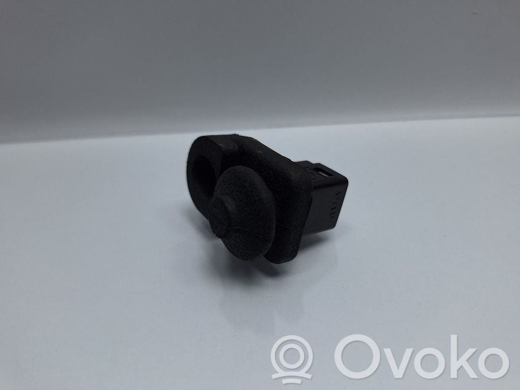 Infiniti Q50 Sliding door contact joint 