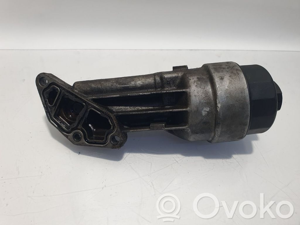 Oil filter mounting bracket   90530259