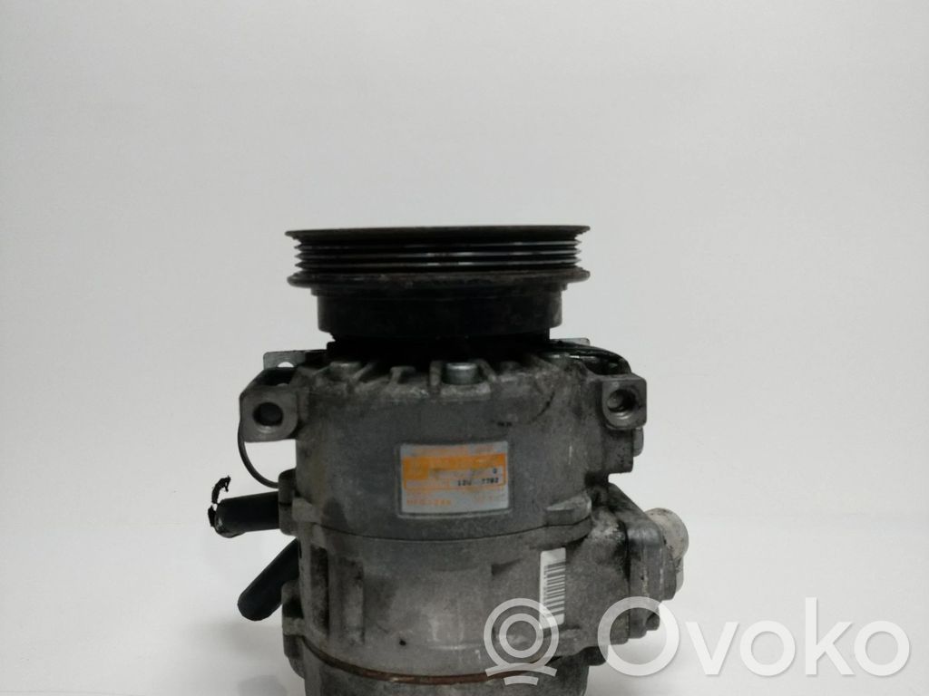 Volkswagen PASSAT B5 Compressore aria condizionata (A/C) (pompa) 