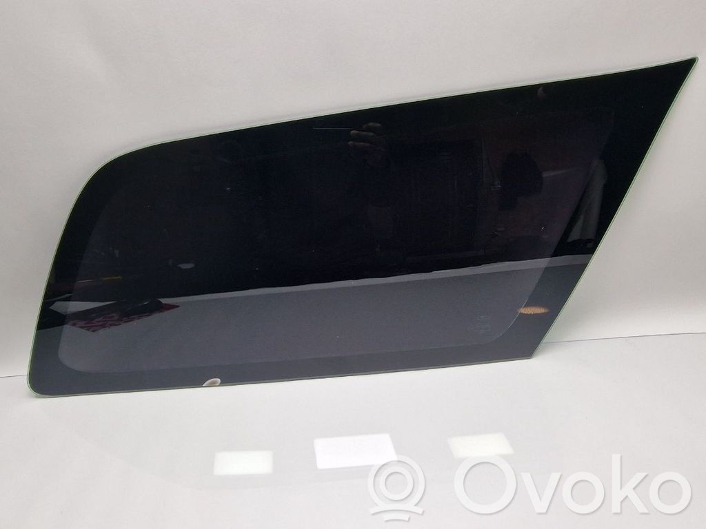 Ford Focus Rear side window 
