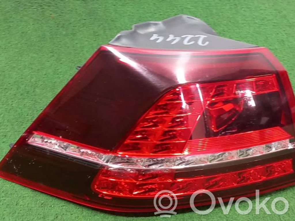 Volkswagen Golf VII Lampă spate în caroserie 