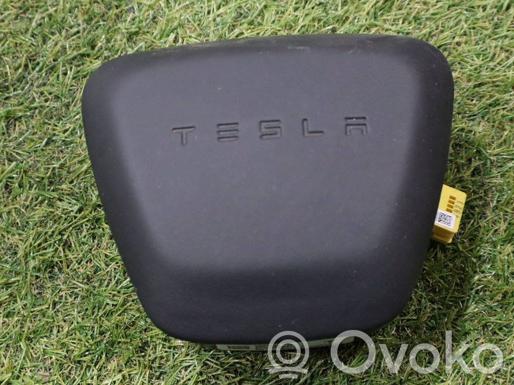 Tesla Model X Airbag del volante 