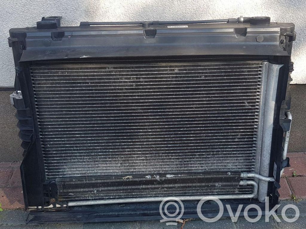 Coolant radiator   4476033