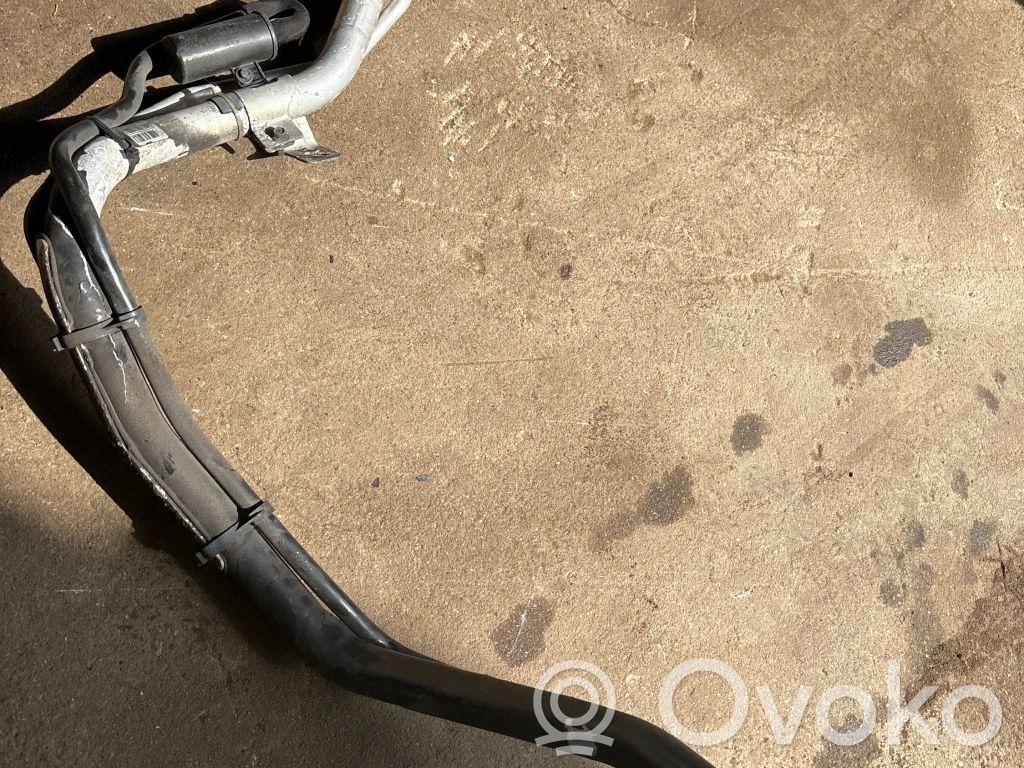 Volvo XC60 Conductă umplere rezervor combustibil 