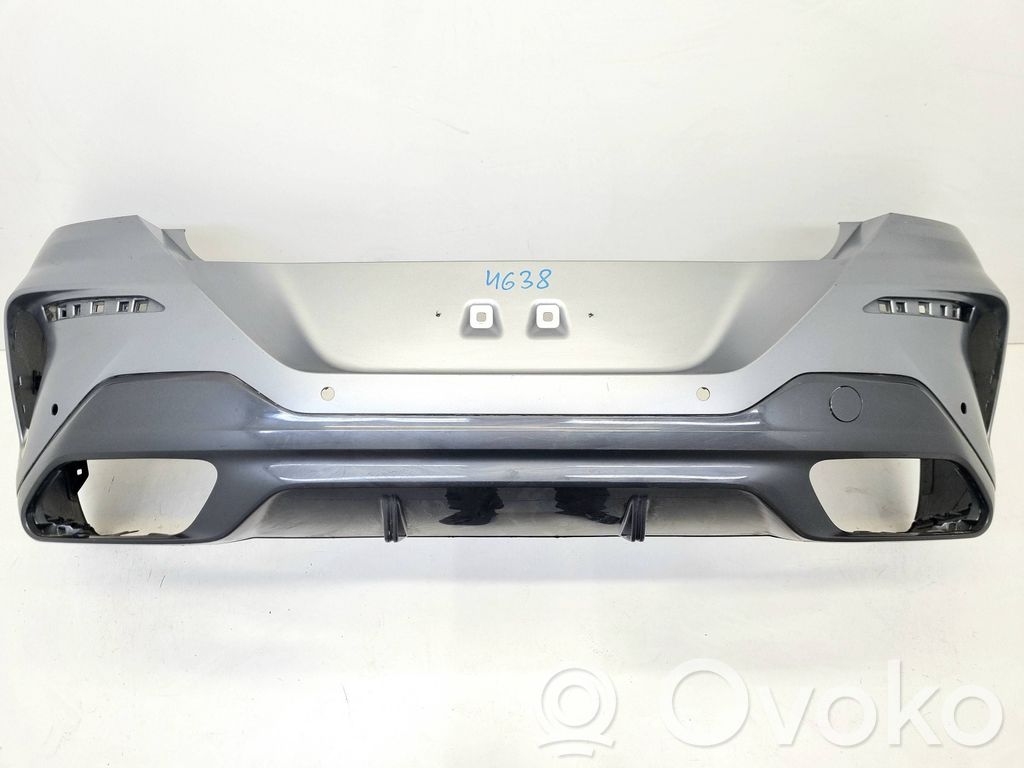 BMW 8 G16 Parachoques 