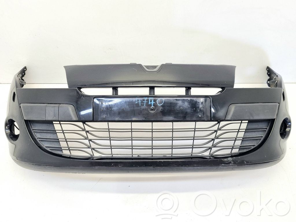Renault Megane III Zderzak przedni 