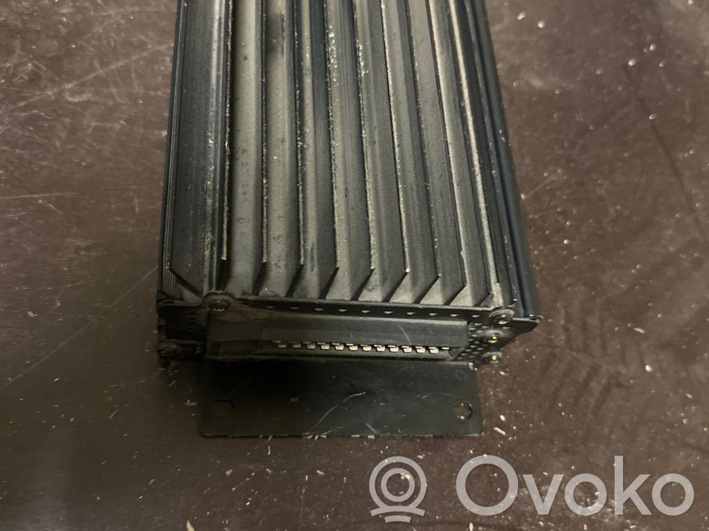Audi A8 S8 D2 4D Garso stiprintuvas 