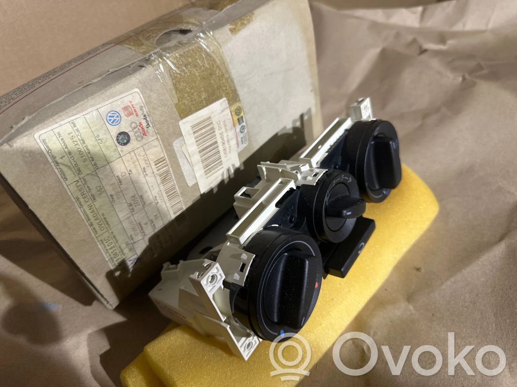 Skoda Octavia Mk1 (1U) Panel klimatyzacji 