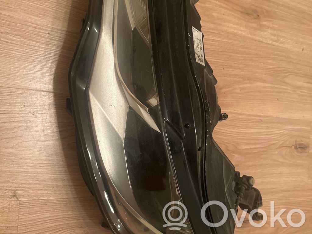 Audi A6 S6 C7 4G Lampa przednia 