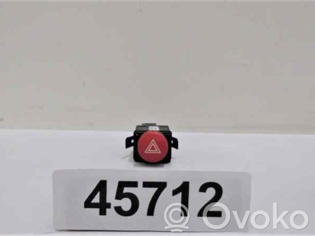 Seat Ibiza I (021A) Przycisk świateł awaryjnych 