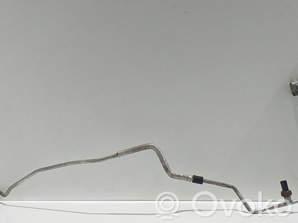 BMW X5 E53 Ilmastointilaitteen putki (A/C) 