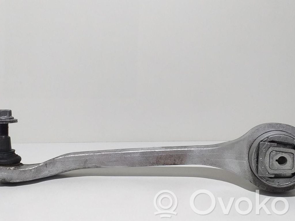 Audi A8 S8 D3 4E Svira 