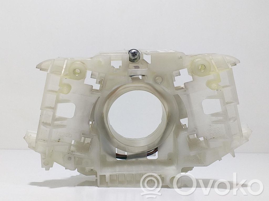 Mitsubishi Outlander Boutons / interrupteurs volant 