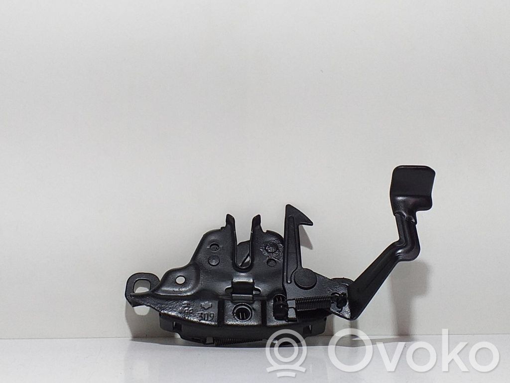 Nissan Terrano Tie down hook / loop 