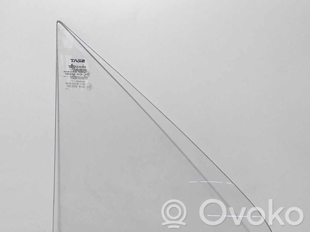 Seat Marbella Front triangle window/glass 