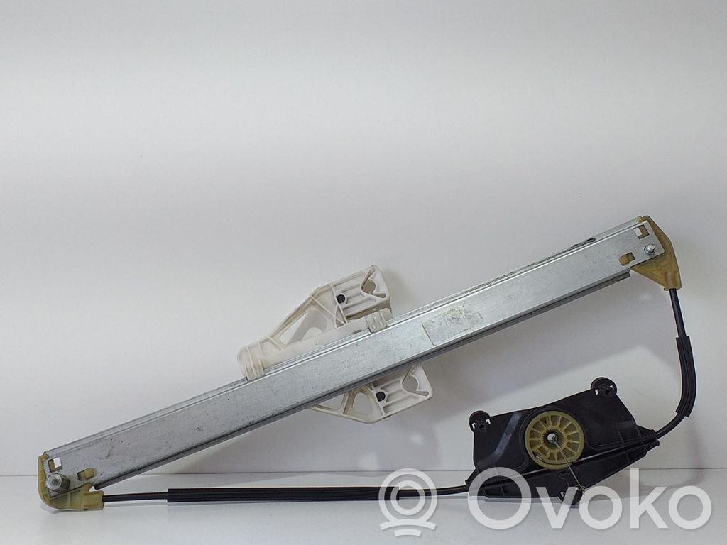 Mechanizm podnoszenia szyby tylnej bez silnika   8R0839461D,68562